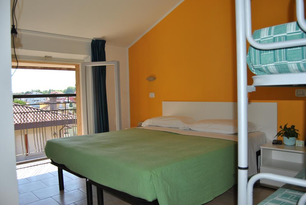 Le Aromatiche B&B Viserbella di Rimini Exterior photo