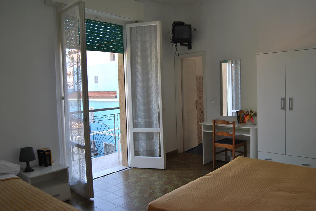 Le Aromatiche B&B Viserbella di Rimini Exterior photo
