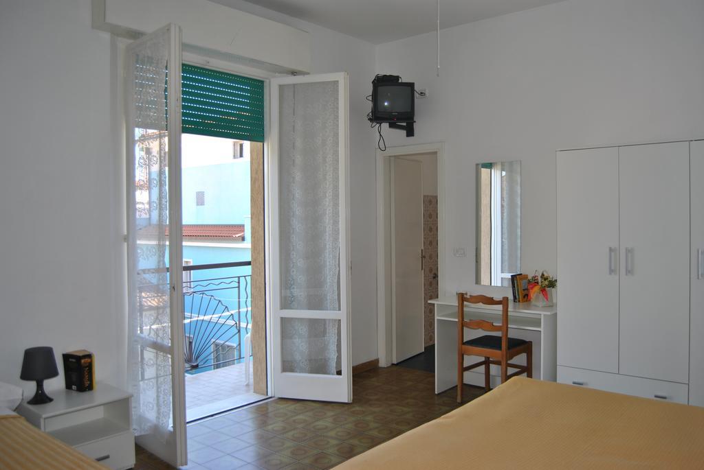 Le Aromatiche B&B Viserbella di Rimini Exterior photo