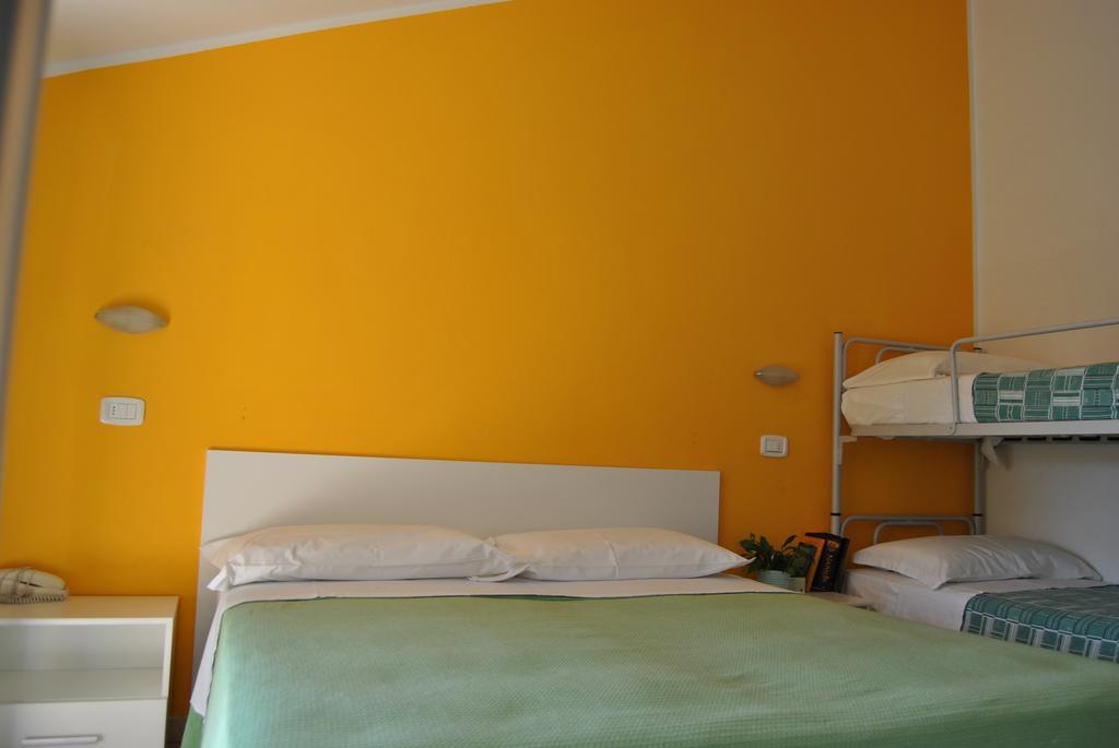 Le Aromatiche B&B Viserbella di Rimini Exterior photo
